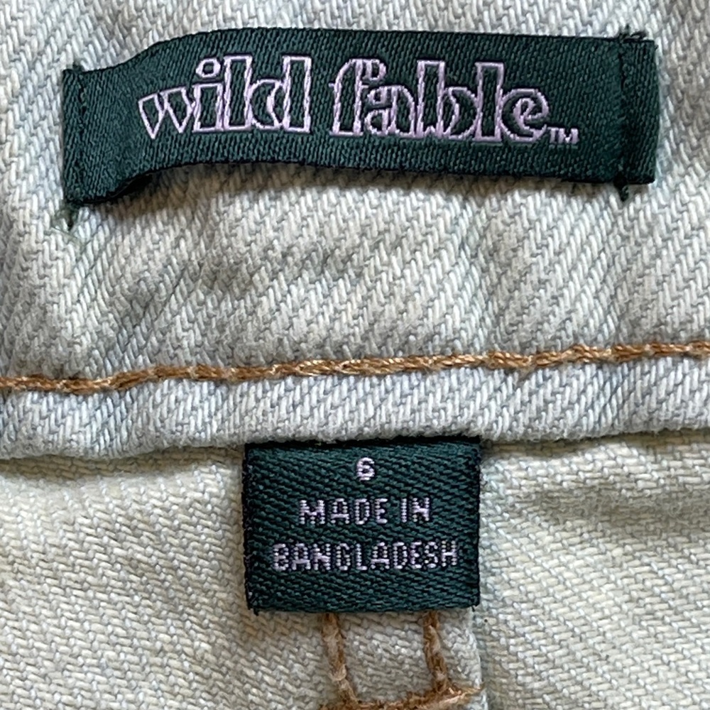 WILD FABLE WOMENS SIZE 6 Mint Distressed Denim Shorts - Picture 7 of 9